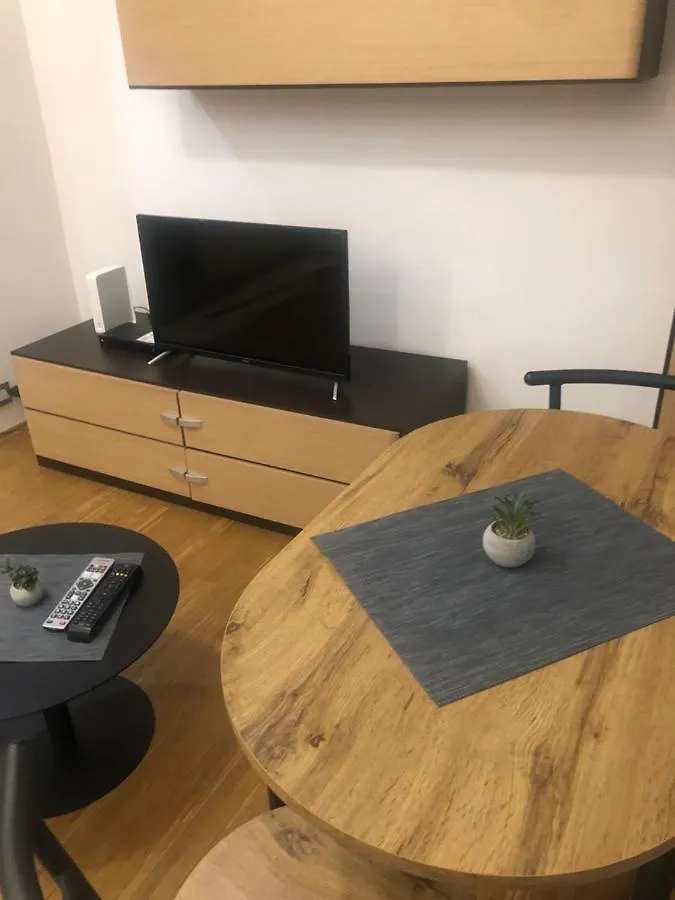Green Apartment Zoliborz Warsaw